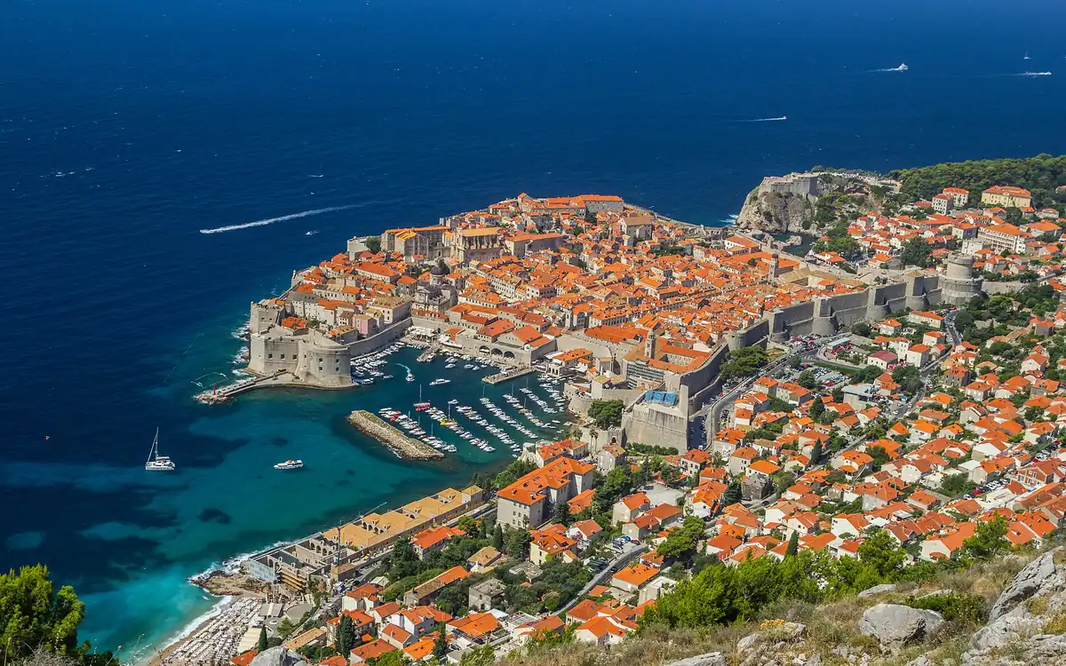 Dubrovnik’ten bir görünüm